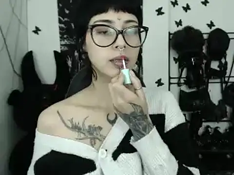 Snapshot of n0sferatus__ chatting on February 14, 2026, 3:25 am n0sferatus online show from February 14, 2026, 3:25 am