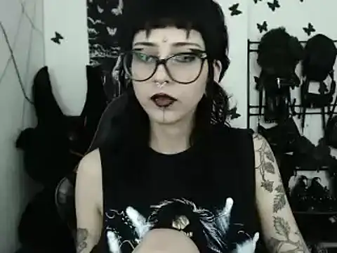 Snapshot of n0sferatus__ chatting on February 24, 2026, 3:26 am n0sferatus online show from February 24, 2026, 3:26 am