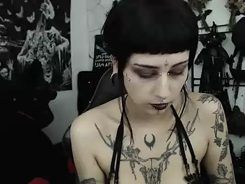 n0sferatus   online show from June 24, 2026, 3:27 am