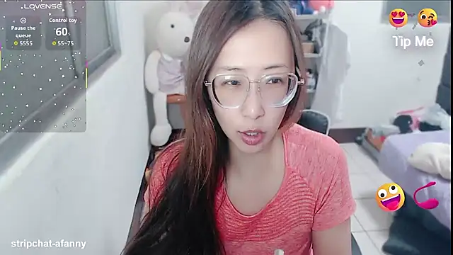 aFanny online show from May 8, 2026, 2:11 pm
