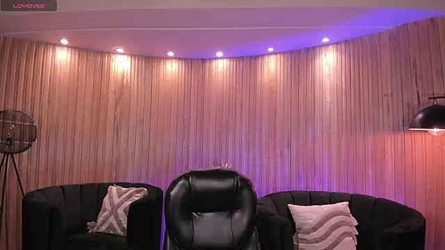 AmberLewis  online show from November 14, 2025, 3:16 am