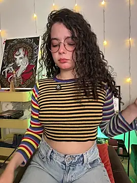 Antoniart  online show from October 22, 2025, 3:40 am