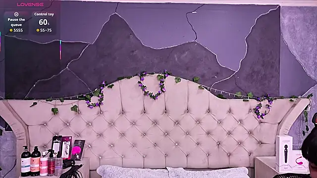 AmberGreyy  online show from February 19, 2026, 5:09 pm