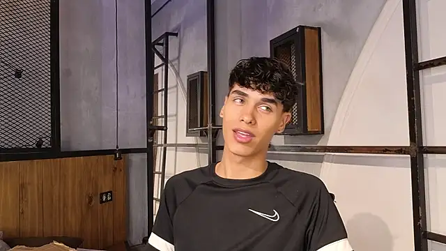 andrewortix online show from March 31, 2026, 4:13 am