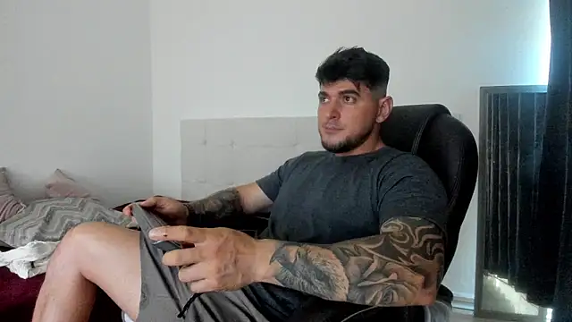 Teilor Creed online show from November 8, 2025, 8:18 pm