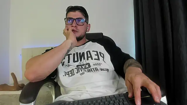 Teilor Creed online show from February 9, 2026, 7:29 pm