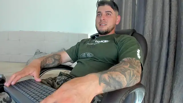 Teilor Creed online show from April 18, 2026, 8:09 pm