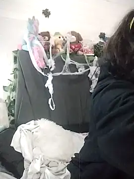 Devilnia9 online show from November 8, 2025, 4:29 pm