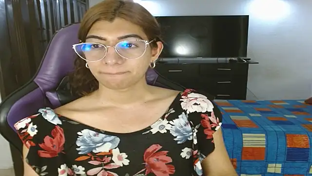 Snapshot of engielphoenis14 chatting on July 11, 2026, 11:28 pm engielphoenis14 online show from July 11, 2026, 11:28 pm