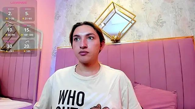 TomLondon  online show from December 22, 2025, 3:20 pm