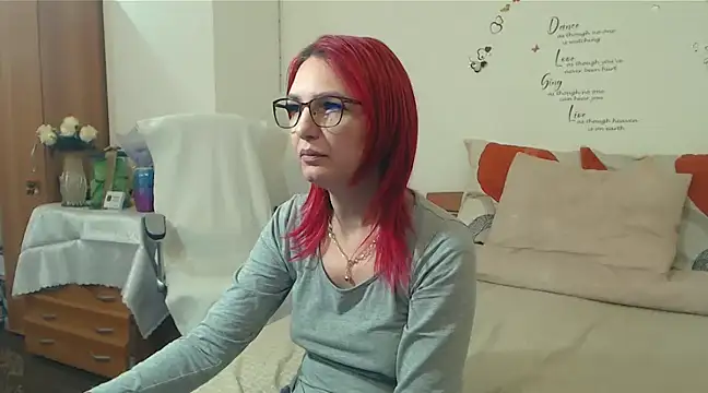 Evadesirex46 online show from February 17, 2025, 5:10 pm