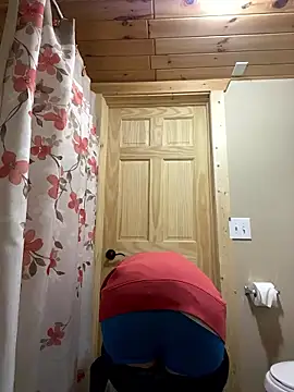 Snapshot of Lilsmokeshow017 chatting on January 9, 2026, 12:30 pm Lilsmokeshow017 online show from January 9, 2026, 12:30 pm