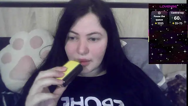 German Eva online show from April 17, 2026, 6:44 pm