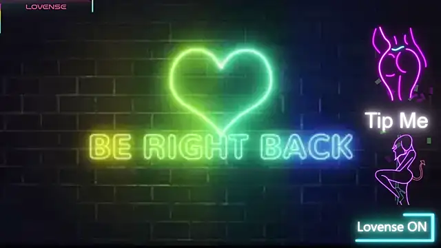 Snapshot of MrAndMrsCrook chatting on January 11, 2026, 3:06 pm MrAndMrsCrook online show from January 11, 2026, 3:06 pm