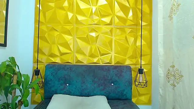 EvilAnnie  online show from February 26, 2025, 12:16 am