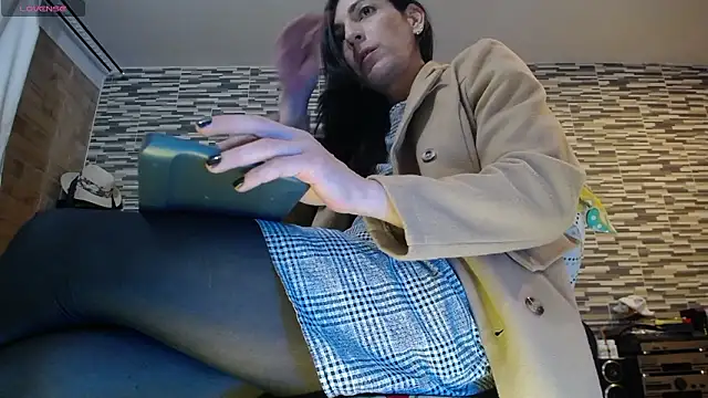 VioletaGomezCo online show from February 14, 2026, 6:43 am