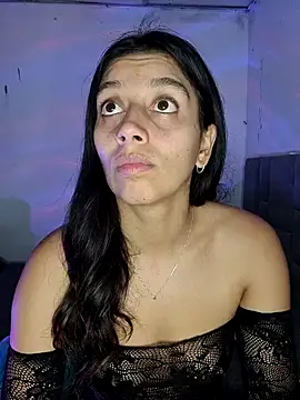 Snapshot of BrittanyDiaz chatting on January 8, 2025, 7:03 pm BrittanyDiaz online show from January 8, 2025, 7:03 pm