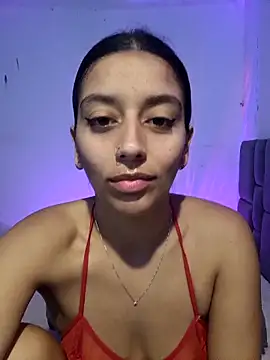 Snapshot of BrittanyDiaz chatting on February 20, 2025, 7:52 pm BrittanyDiaz online show from February 20, 2025, 7:52 pm