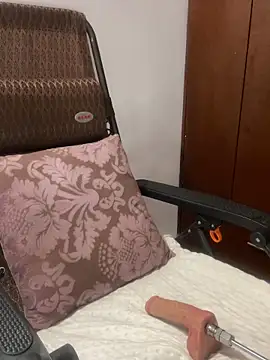 cristal subin69 online show from October 12, 2025, 5:56 pm