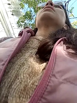 karlamorris  online show from January 20, 2025, 1:32 pm