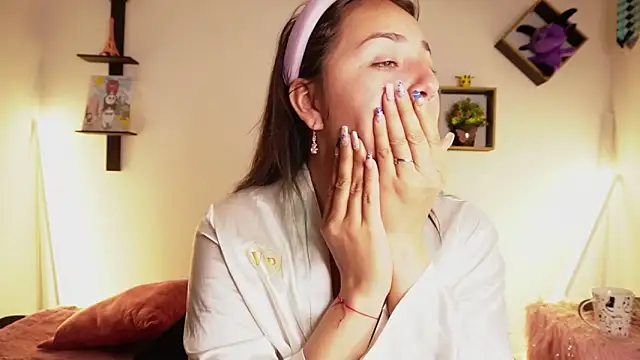 Sophy SmileSweet online show from October 22, 2025, 11:32 am