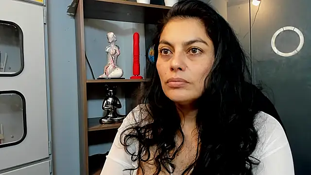 Snapshot of Lust_Mom41 chatting on December 6, 2024, 9:02 pm Lust Mom41 online show from December 6, 2024, 9:02 pm