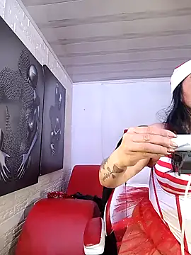 Snapshot of Lust_Mom41 chatting on December 18, 2024, 8:25 pm Lust Mom41 online show from December 18, 2024, 8:25 pm