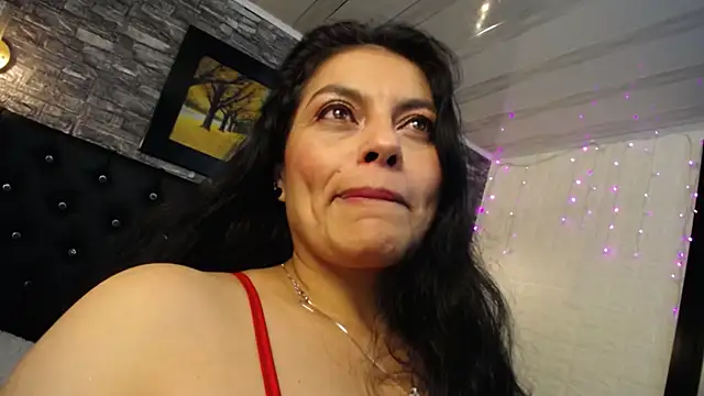 Snapshot of Lust_Mom41 chatting on December 27, 2024, 10:37 pm Lust Mom41 online show from December 27, 2024, 10:37 pm