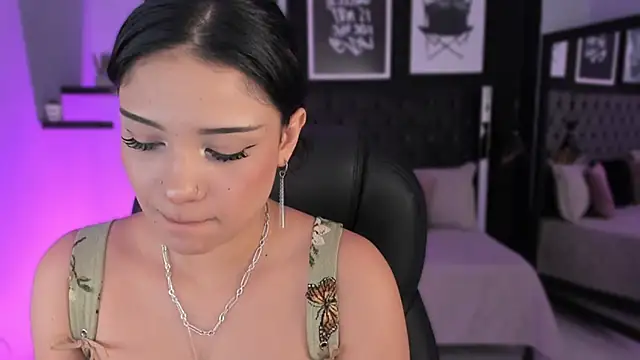 renee shelby  online show from February 19, 2026, 8:16 pm