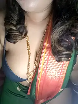 Snapshot of Leo_shreya_888 chatting on December 21, 2024, 4:03 pm Leo shreya 888 online show from December 21, 2024, 4:03 pm