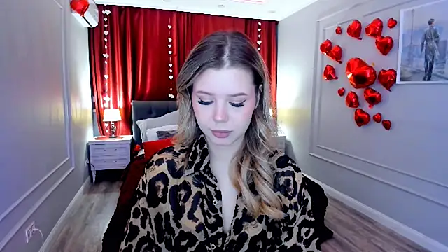 FollowLovee online show from March 4, 2026, 7:53 pm