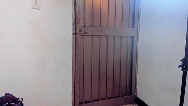 EvaxEmma online show from February 22, 2025, 7:36 pm