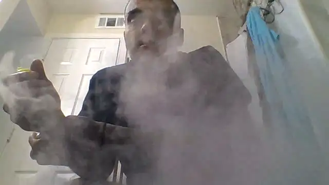 Houstonslong1 online show from December 18, 2024, 6:10 am