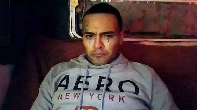 Houstonslong1 online show from January 2, 2025, 12:24 pm