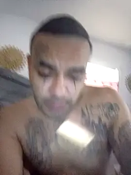 Houstonslong1 online show from January 24, 2025, 3:24 pm