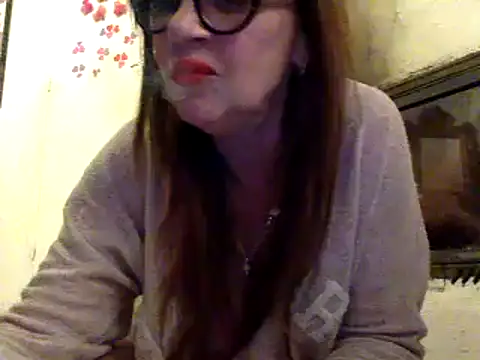 gildamilf online show from January 2, 2025, 4:35 pm