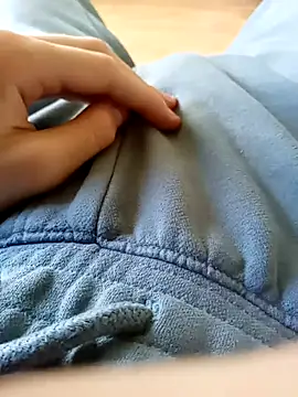 Snapshot of NudeYogaBoy chatting on March 3, 2025, 10:06 am NudeYogaBoy online show from March 3, 2025, 10:06 am