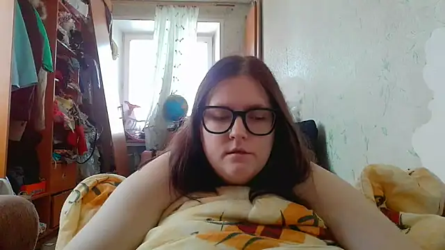 DesireMelissa online show from February 9, 2026, 9:46 am