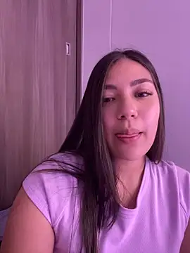 Snapshot of Latina_vanessa chatting on January 7, 2025, 1:59 am Latina vanessa online show from January 7, 2025, 1:59 am