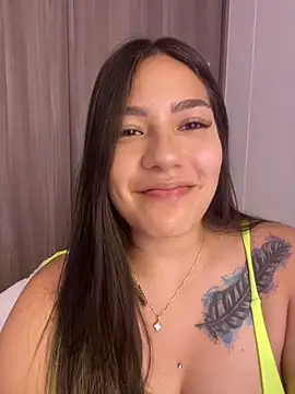 Snapshot of Latina_vanessa chatting on January 11, 2025, 3:34 am Latina vanessa online show from January 11, 2025, 3:34 am