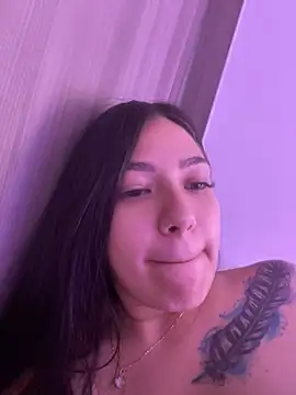 Snapshot of Latina_vanessa chatting on January 12, 2025, 8:46 am Latina vanessa online show from January 12, 2025, 8:46 am