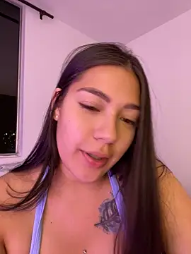 Snapshot of Latina_vanessa chatting on March 22, 2025, 2:59 am Latina vanessa online show from March 22, 2025, 2:59 am