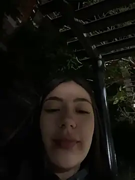 Snapshot of Latina_vanessa chatting on March 23, 2025, 12:58 am Latina vanessa online show from March 23, 2025, 12:58 am