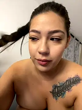 Snapshot of Latina_vanessa chatting on September 16, 2025, 9:10 am Latina vanessa online show from September 16, 2025, 9:10 am