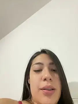 Snapshot of Latina_vanessa chatting on September 24, 2025, 1:20 am Latina vanessa online show from September 24, 2025, 1:20 am