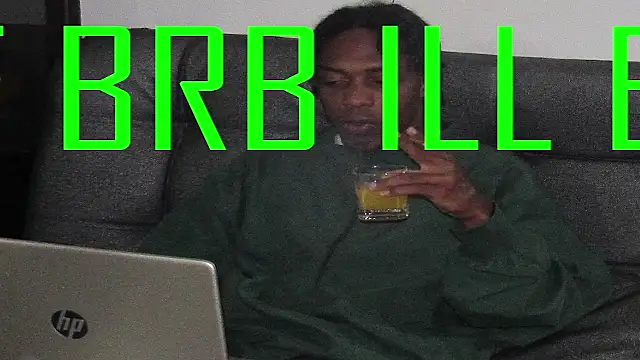 Snapshot of Larry-n-clouds chatting on June 27, 2026, 12:22 pm Larry-n-clouds online show from June 27, 2026, 12:22 pm