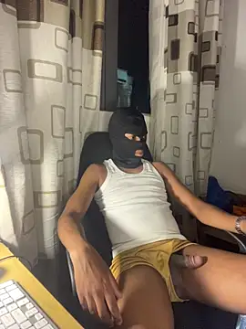 JaroDawg47 online show from November 14, 2025, 7:23 pm