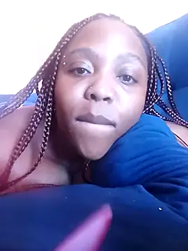 IceBellaCane313 online show from February 8, 2026, 9:23 am