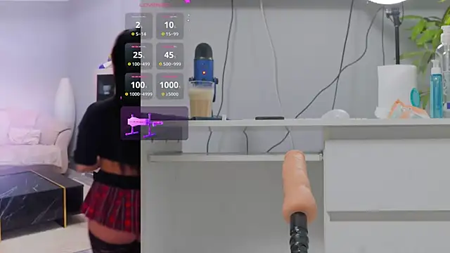 luckyalice  online show from September 11, 2025, 7:03 pm