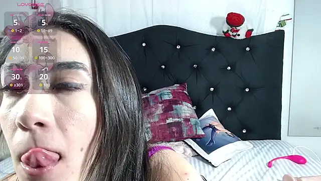 nikol winick online show from March 7, 2026, 5:59 am